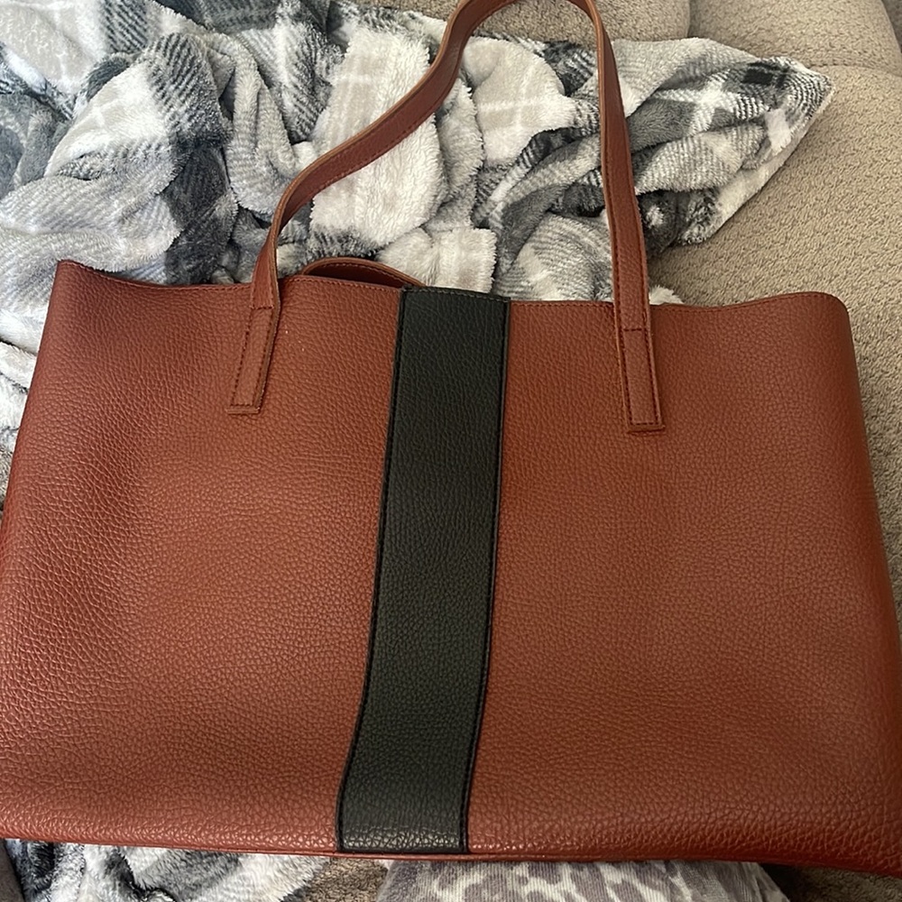 Vince Camuto Small/medium size tote